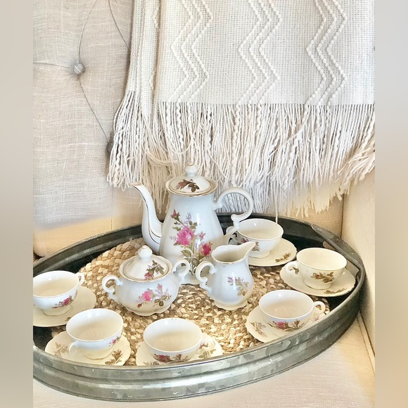 Vintage 1950s Children’s Tea Set China by Fred Roberts Co. - Picture 2 of 15